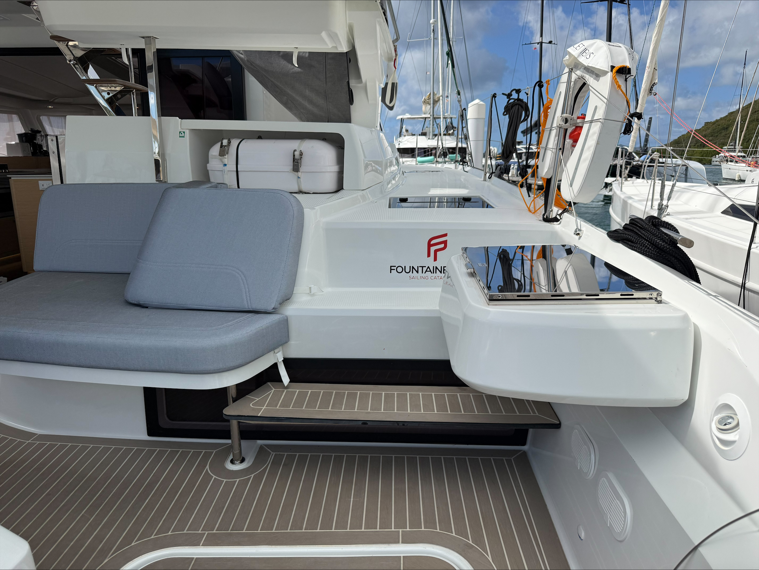 Fountaine Pajot FP 44 Maestro - 3 cab. — photo 4