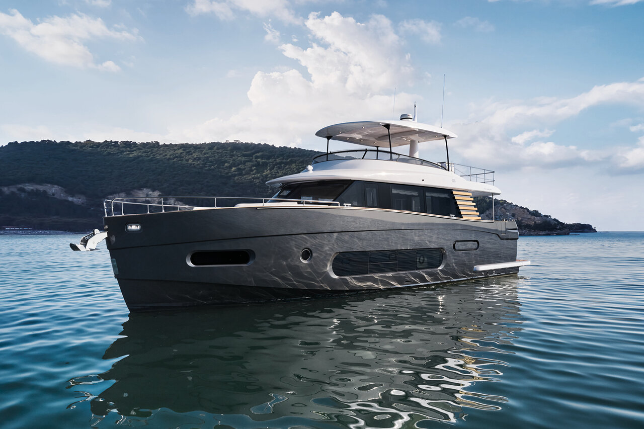 Azimut Magellano 66 — photo 1