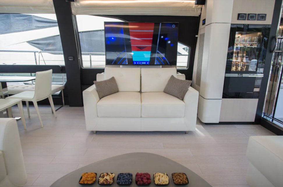 Azimut 72 Fly — photo 7
