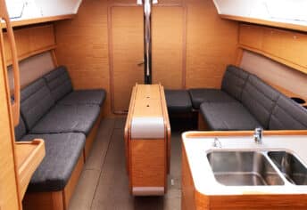 Dufour 382 GL — photo 6