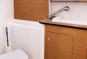 Dufour 382 GL — photo 12