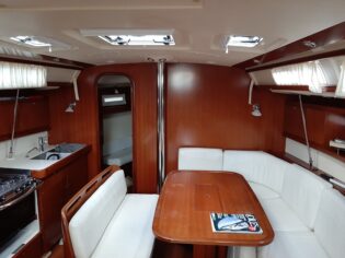 Dufour 425 GL — photo 7