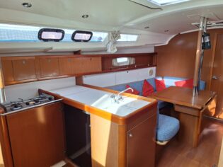 Oceanis 37 — photo 9
