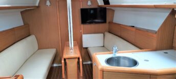 Sun Odyssey 33i - 2 cab. — photo 5