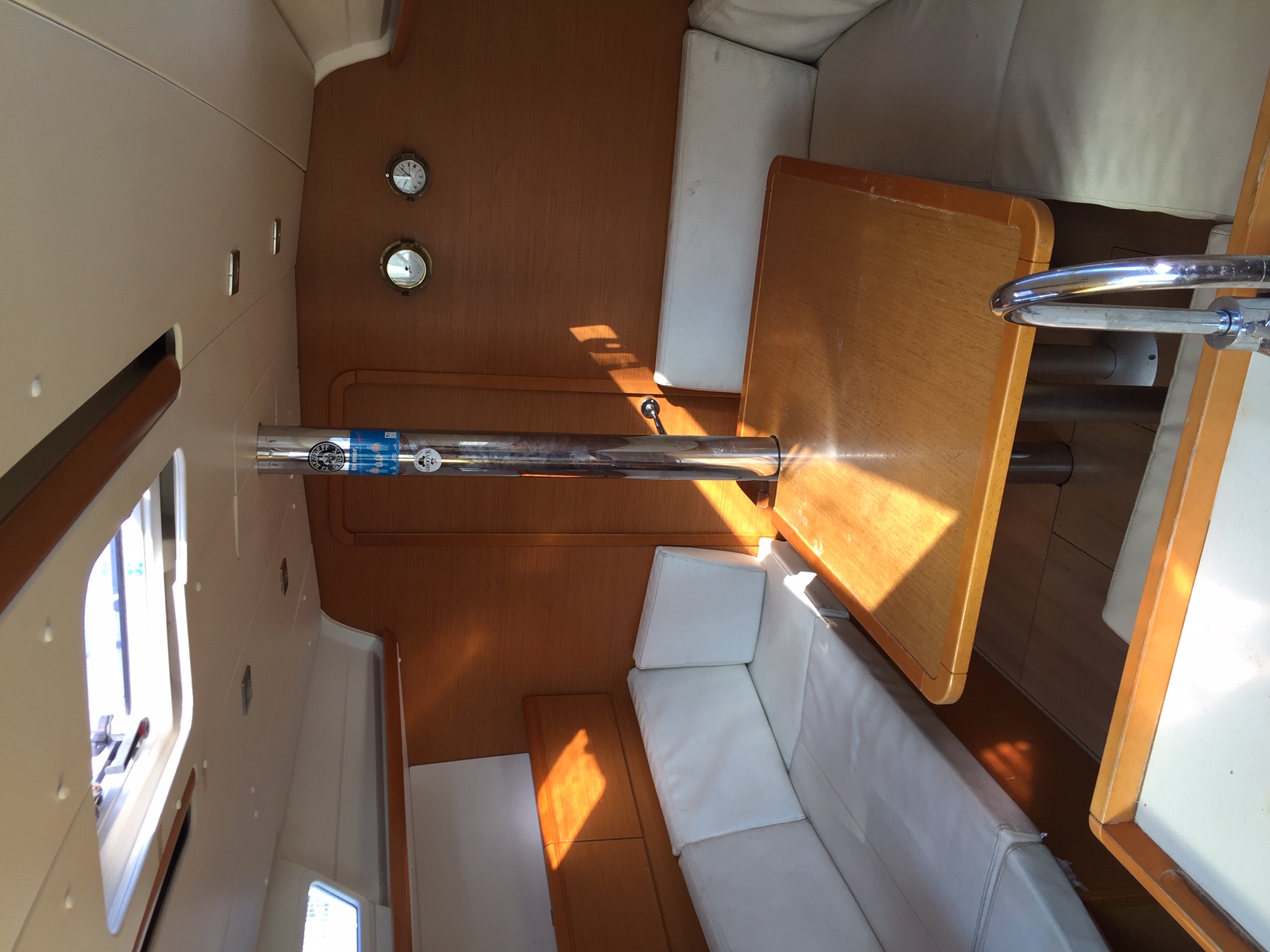 Sun Odyssey 379 — photo 8