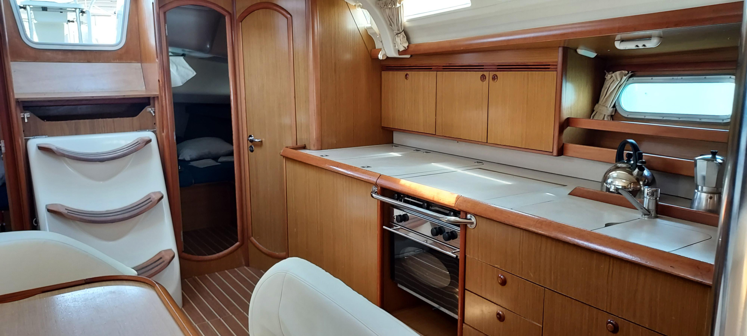 Sun Odyssey 45 — photo 10