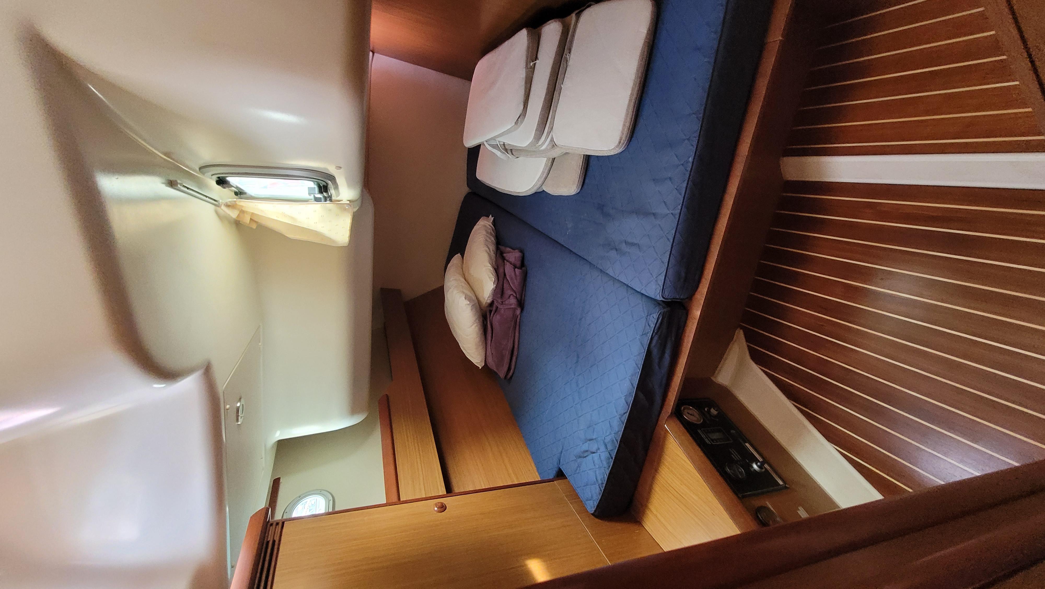 Sun Odyssey 49 — photo 12