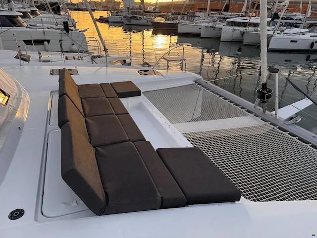 Fountaine Pajot Astrea 42 Maestro — photo 3