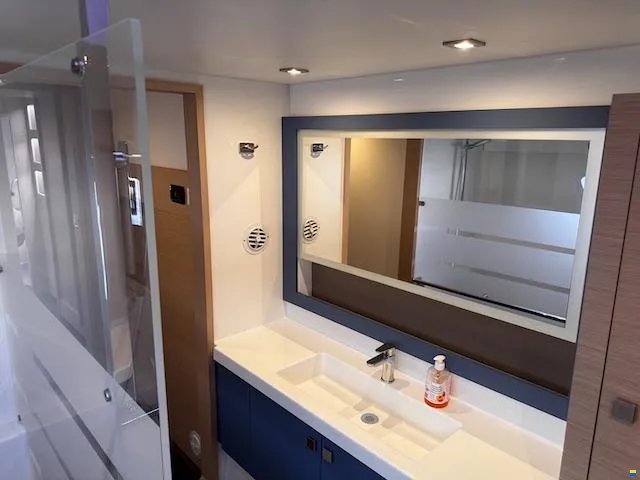 Fountaine Pajot Astrea 42 Maestro — photo 16