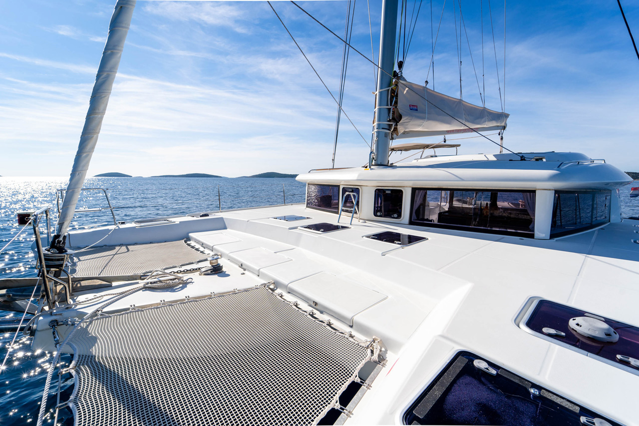 Lagoon 421 - 4 + 1 cab. — photo 10