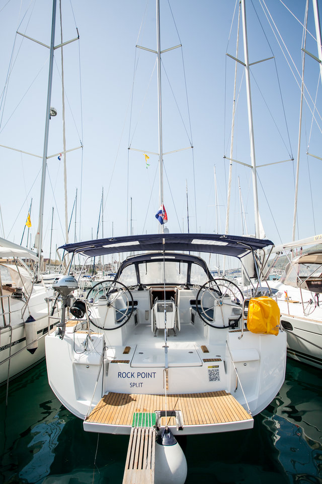 Sun Odyssey 509 - 5 + 1 cab. — photo 1