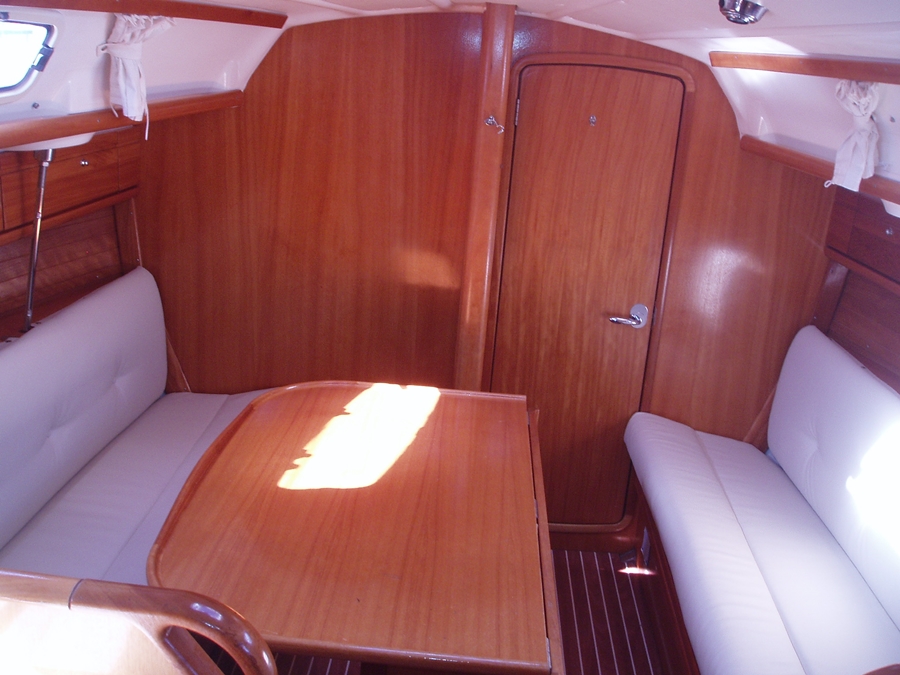 Bavaria 30 Cruiser — photo 8