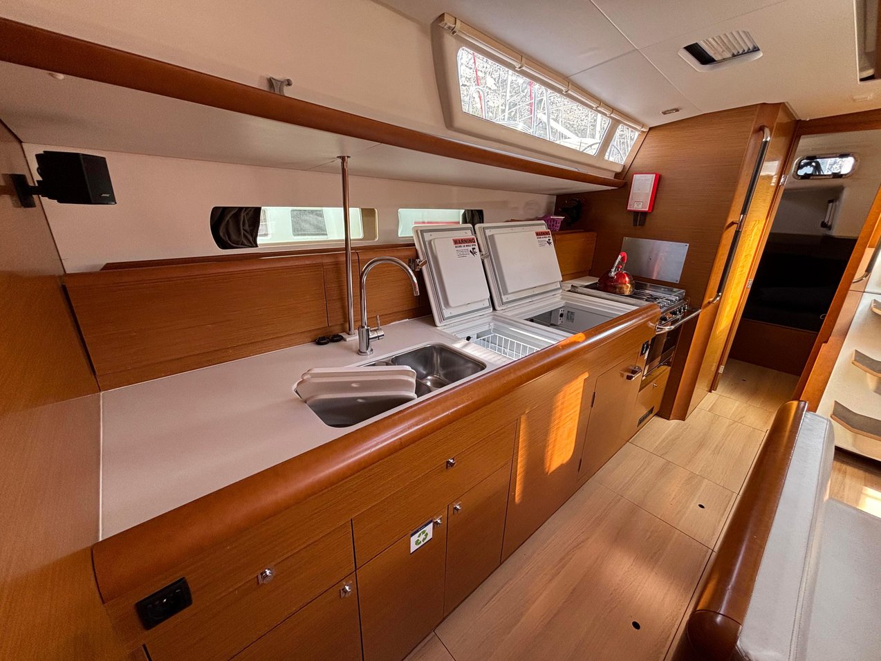 Sun Odyssey 479 - 4 cab. — photo 7