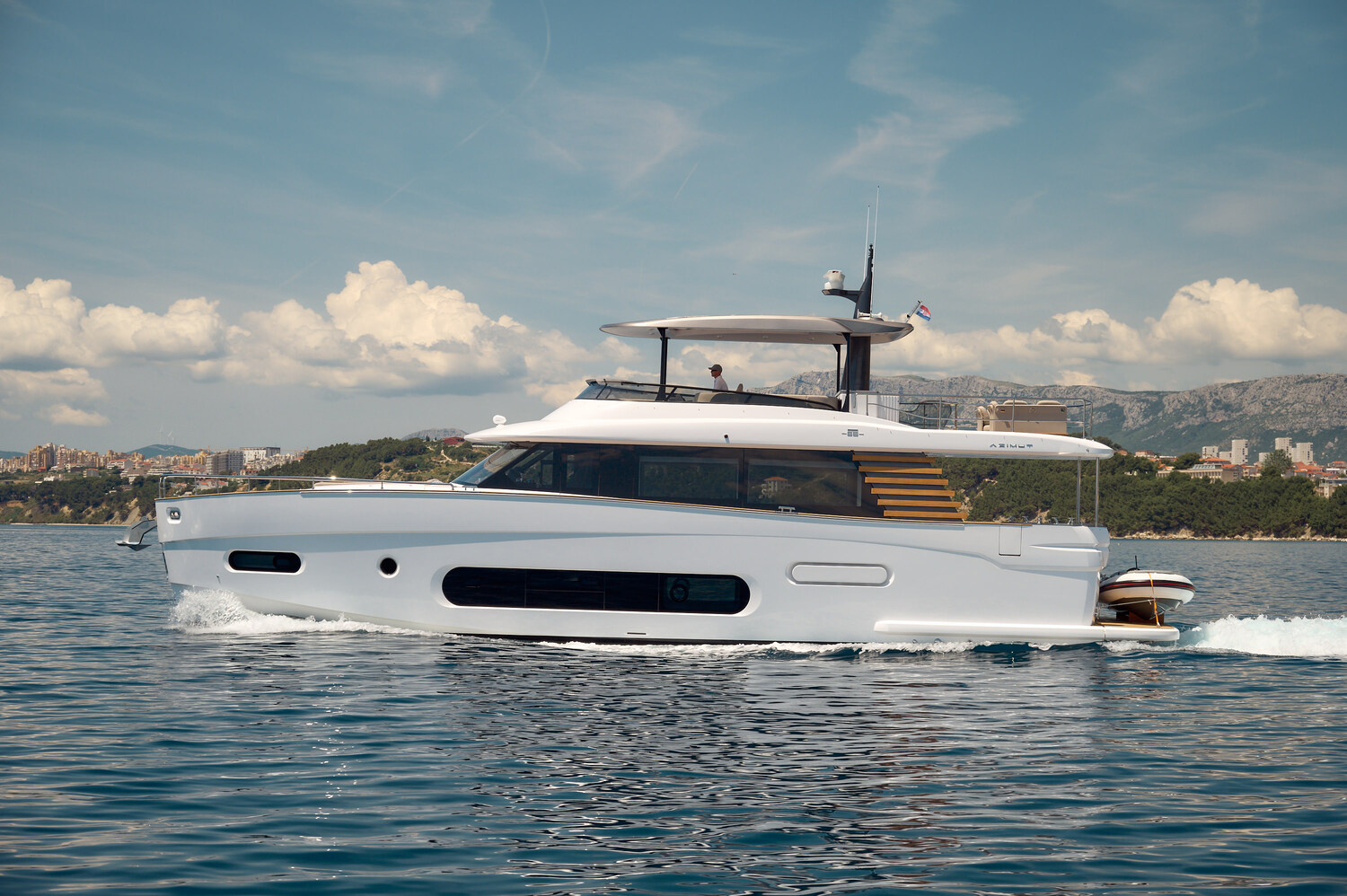 Azimut Magellano 66 — photo 6