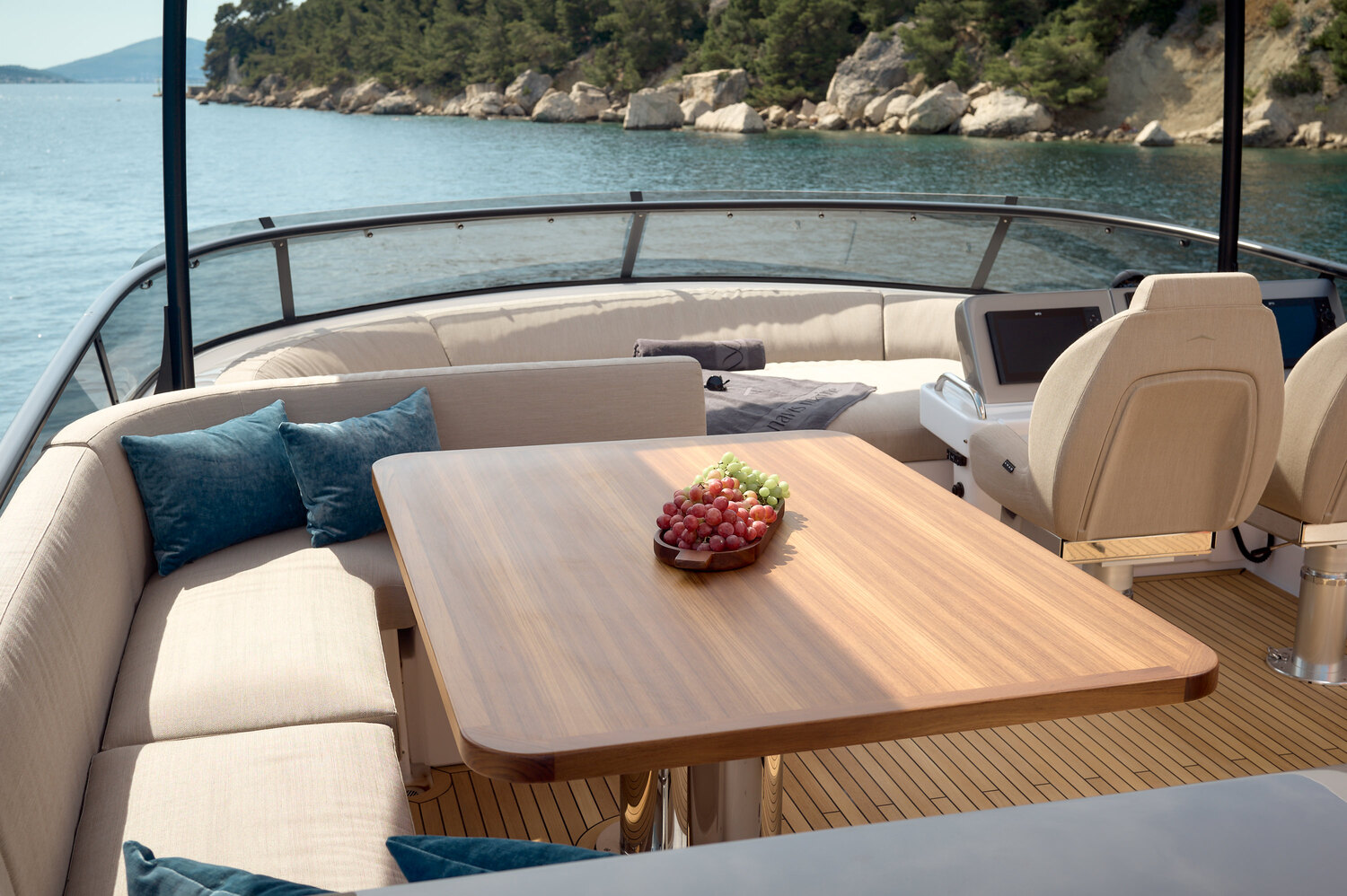 Azimut Magellano 66 — photo 11