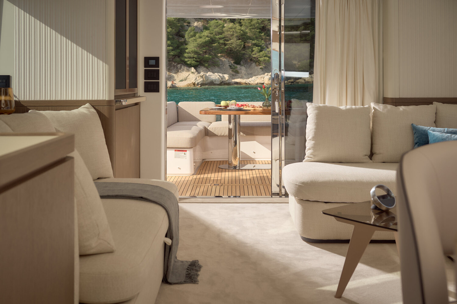 Azimut Magellano 66 — photo 14
