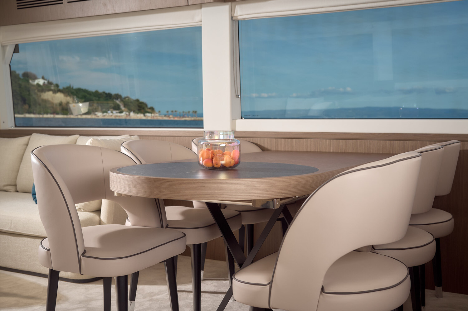 Azimut Magellano 66 — photo 19
