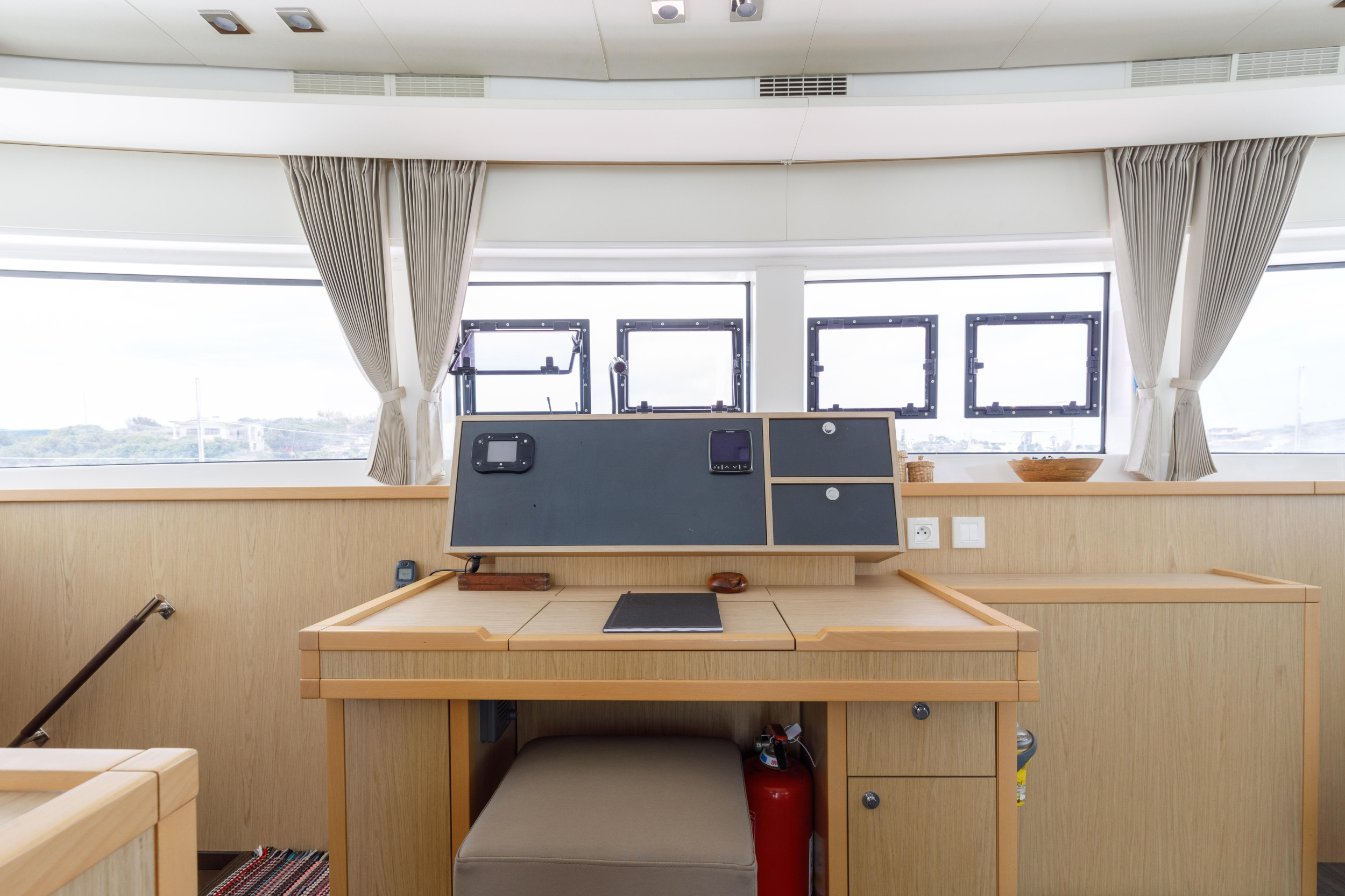 Lagoon 52 - 5 + 2 cab. — photo 21