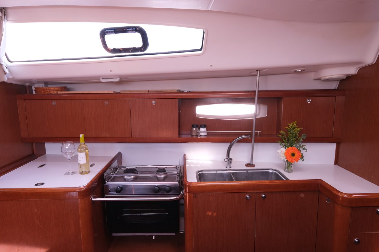 Oceanis 43 Family - 4 cab. — photo 7