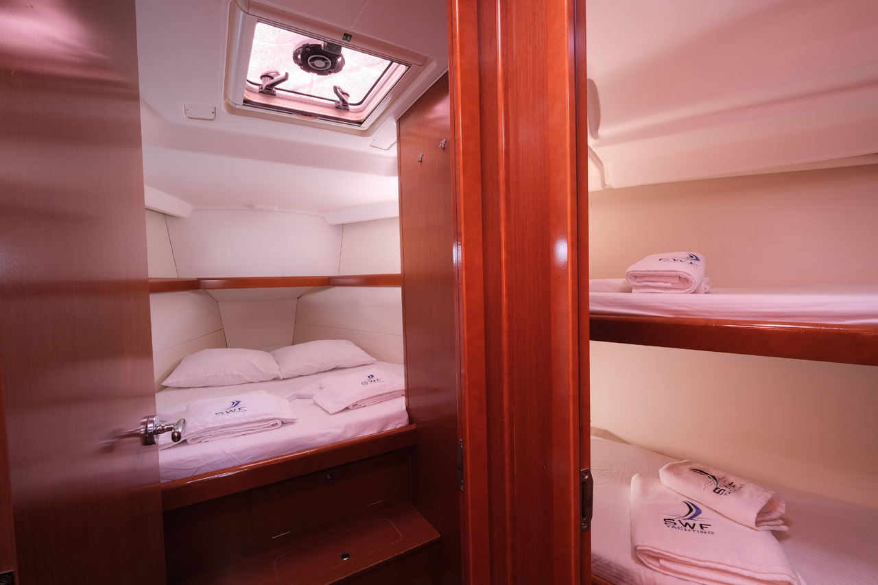 Oceanis 43 Family - 4 cab. — photo 11