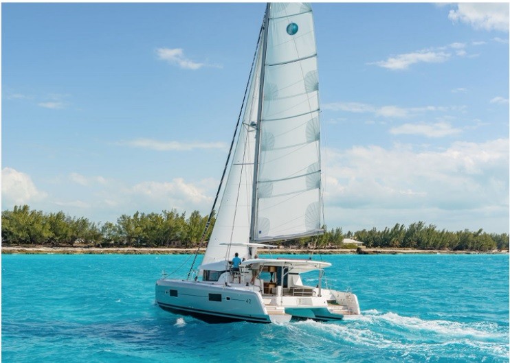 Lagoon 42 - 4 + 2 cab. — photo 1