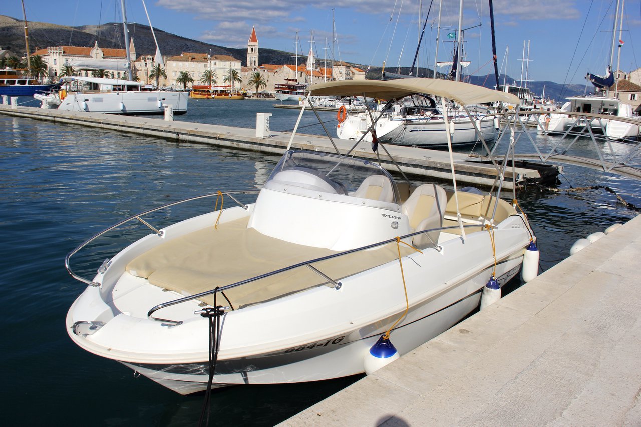 Beneteau 550 Flyer — photo 2