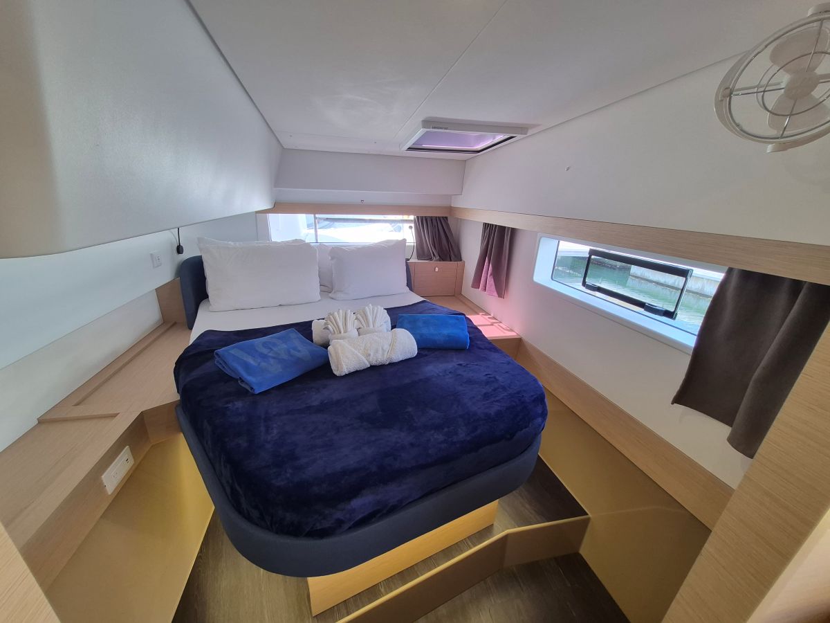Fountaine Pajot FP 44 Maestro - 3 cab. — photo 26
