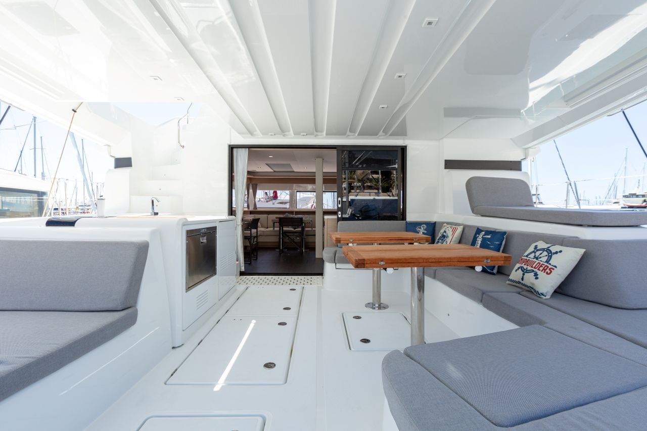 Lagoon 55 - 4 + 2 cab. — photo 7