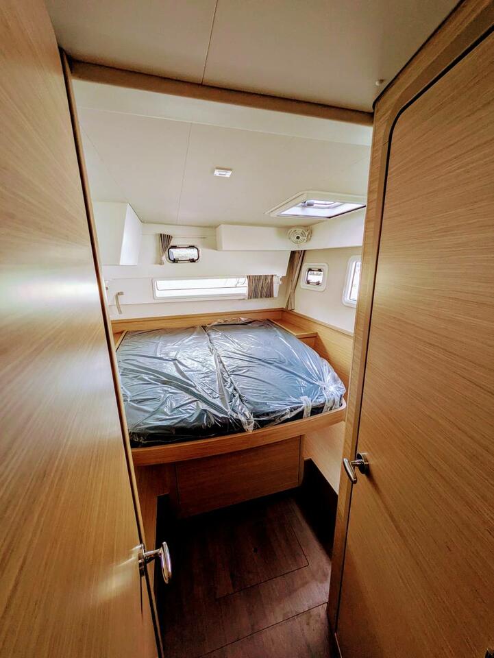 Lagoon 42 - 4 + 2 cab. — photo 10