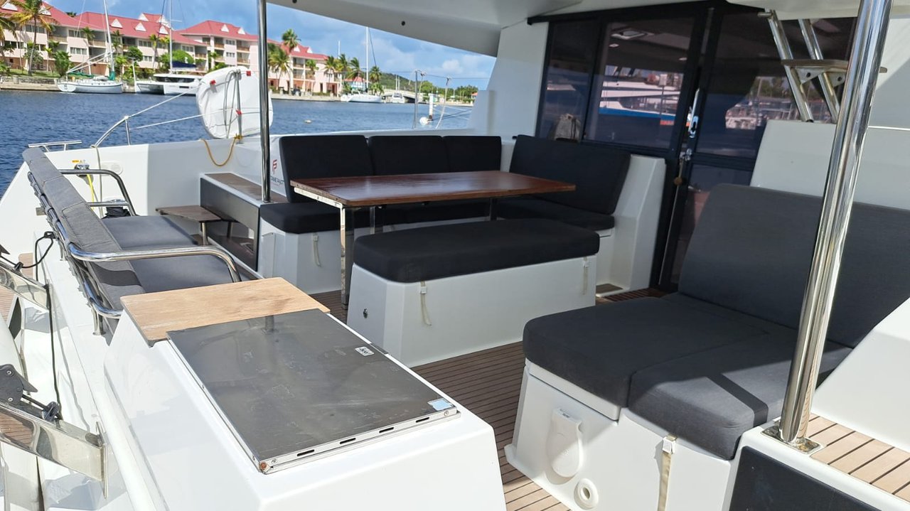 Fountaine Pajot Astrea 42 - 4 + 2 cab. — photo 9