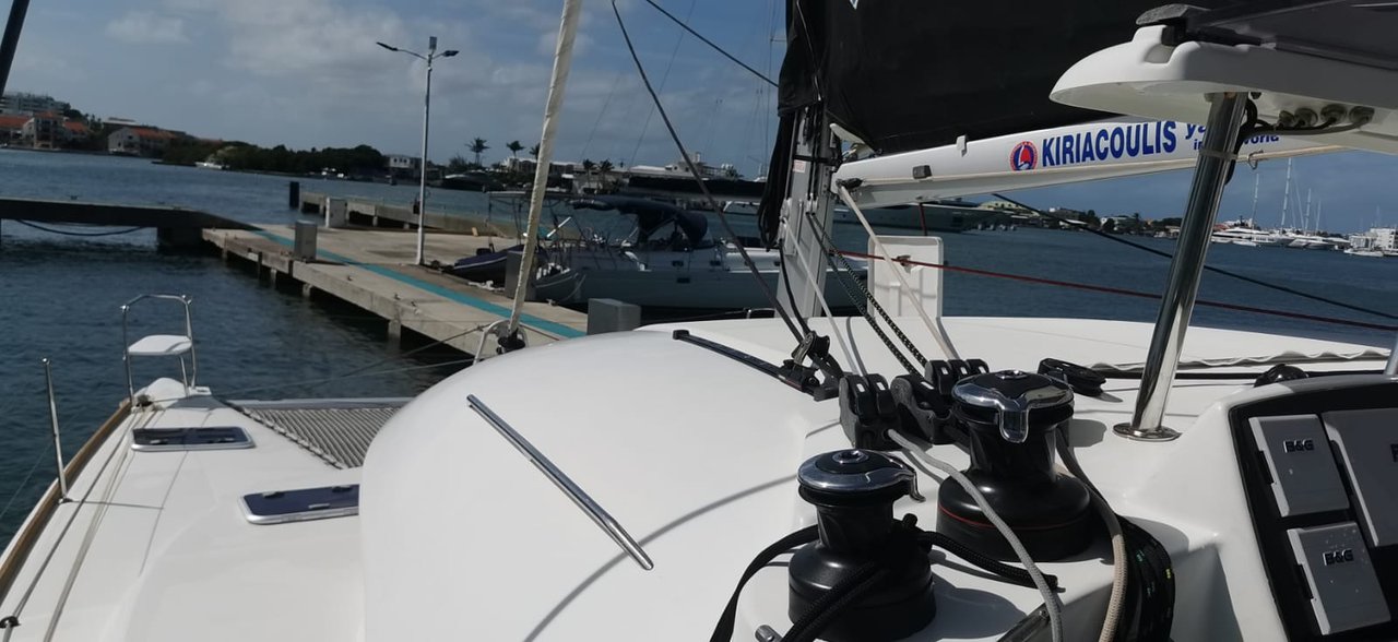 Lagoon 380 - 4 cab. — photo 7