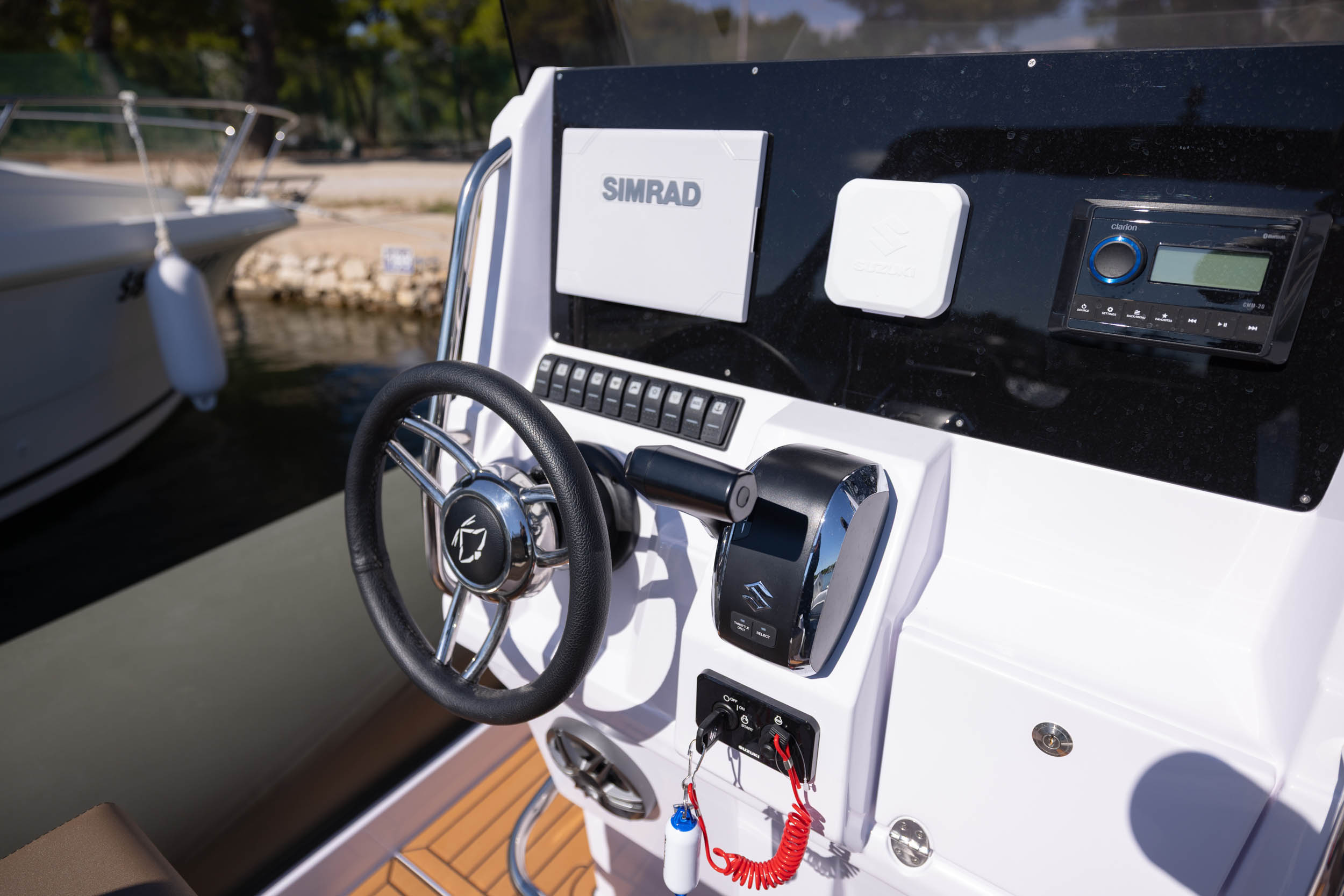 Predator 700 T — photo 11