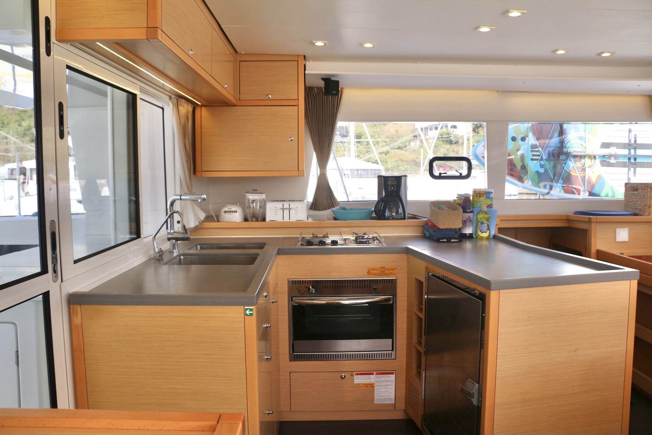 Lagoon 450 - 4 + 2 cab. — photo 3