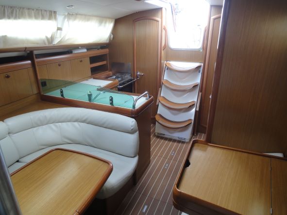 Sun Odyssey 36i — photo 6