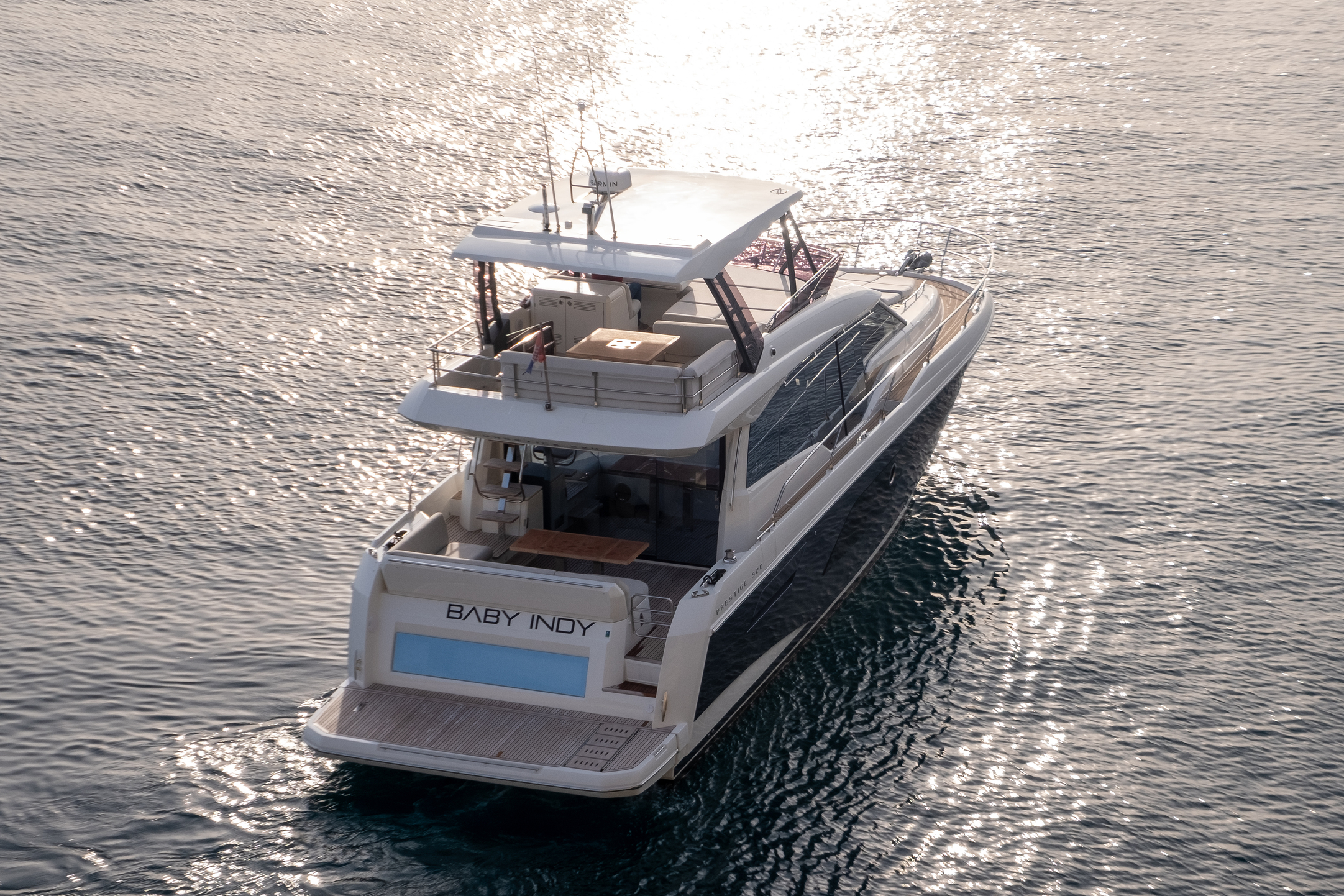 Prestige 520 Flybridge - 3 + 1 cab. — photo 8