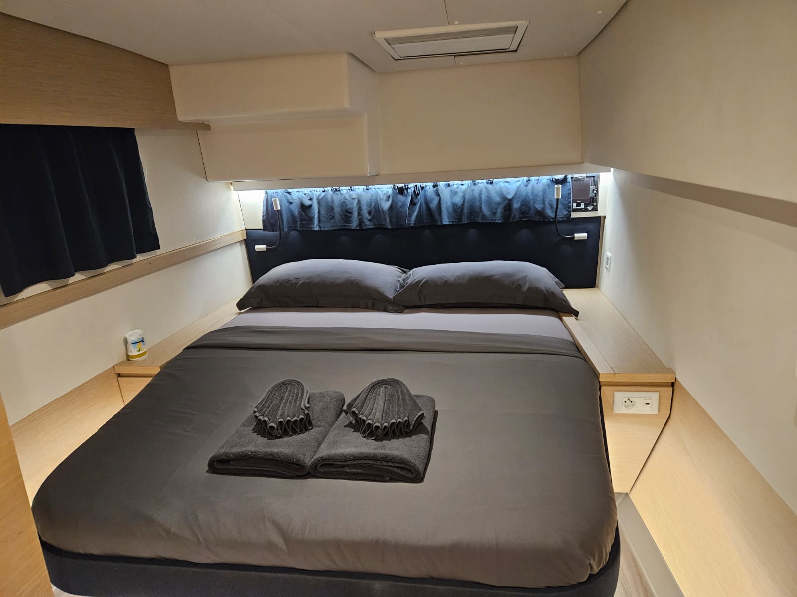 Fountaine Pajot Saona 47 Quintet - 5 + 1 cab. — photo 11