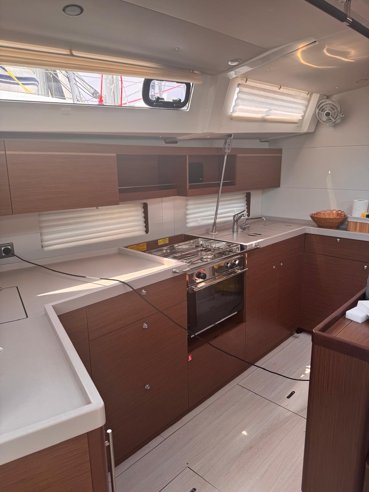 Oceanis 46.1 — photo 6