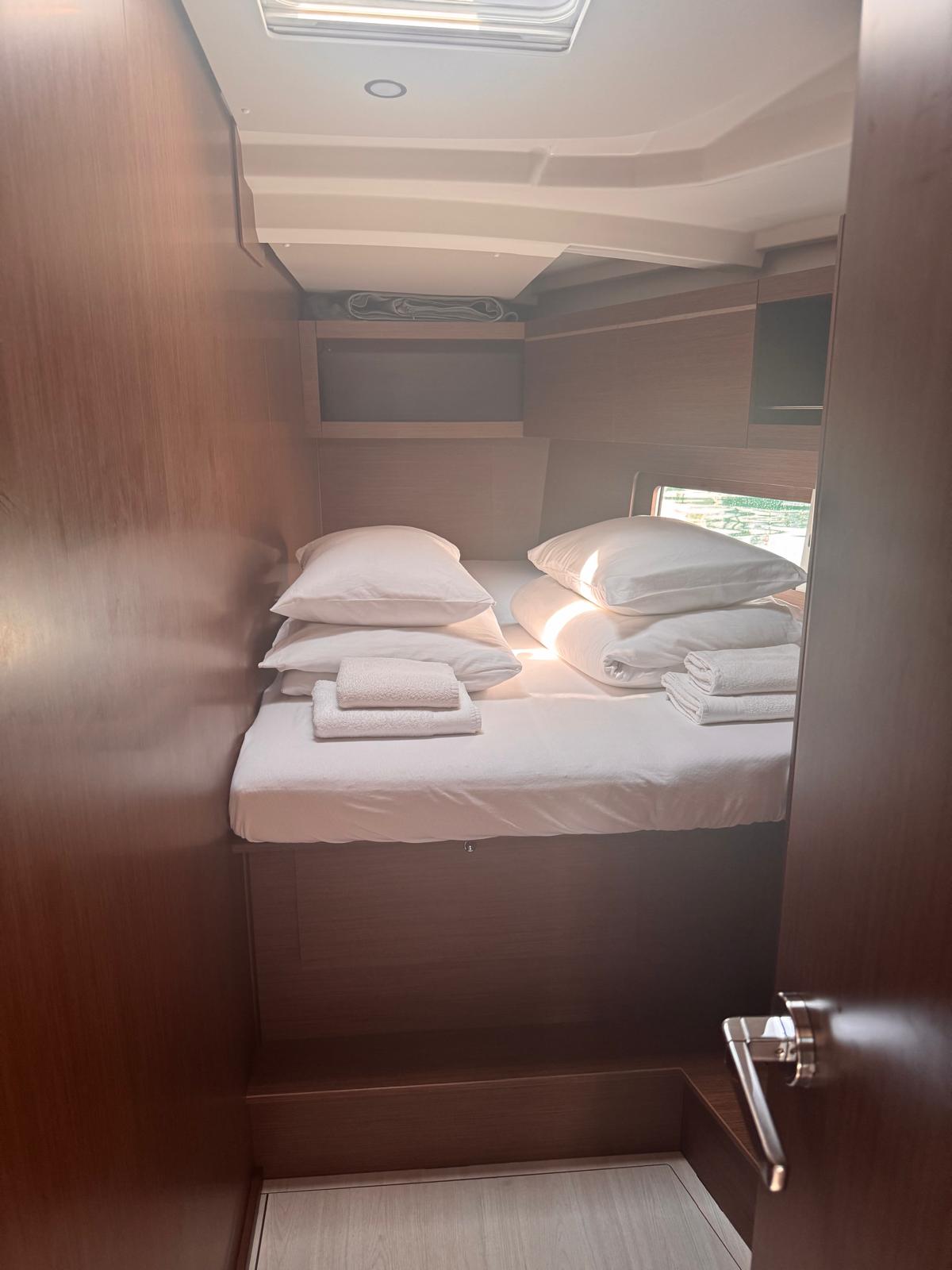 Oceanis 46.1 — photo 7