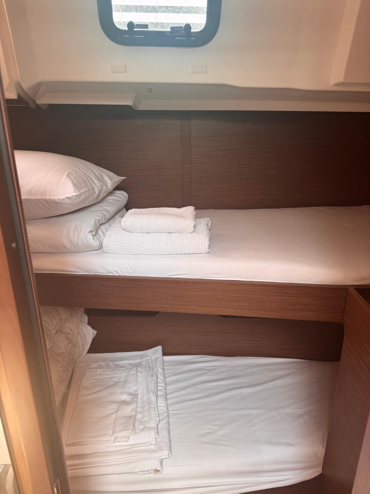 Oceanis 46.1 — photo 9