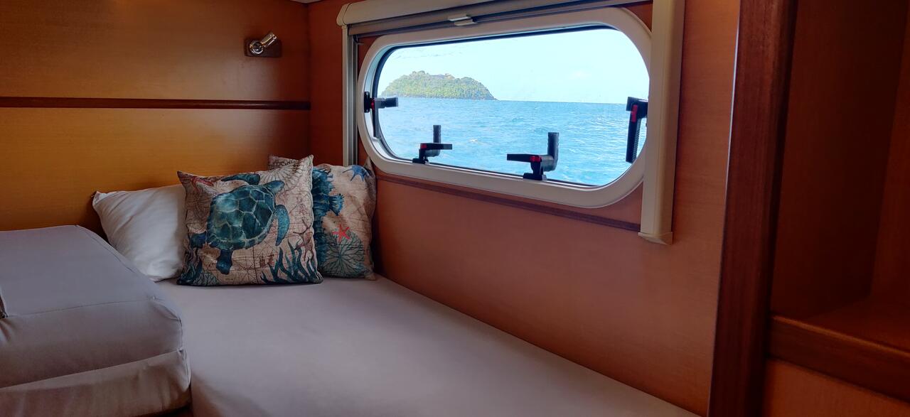 Catana 431 — photo 15