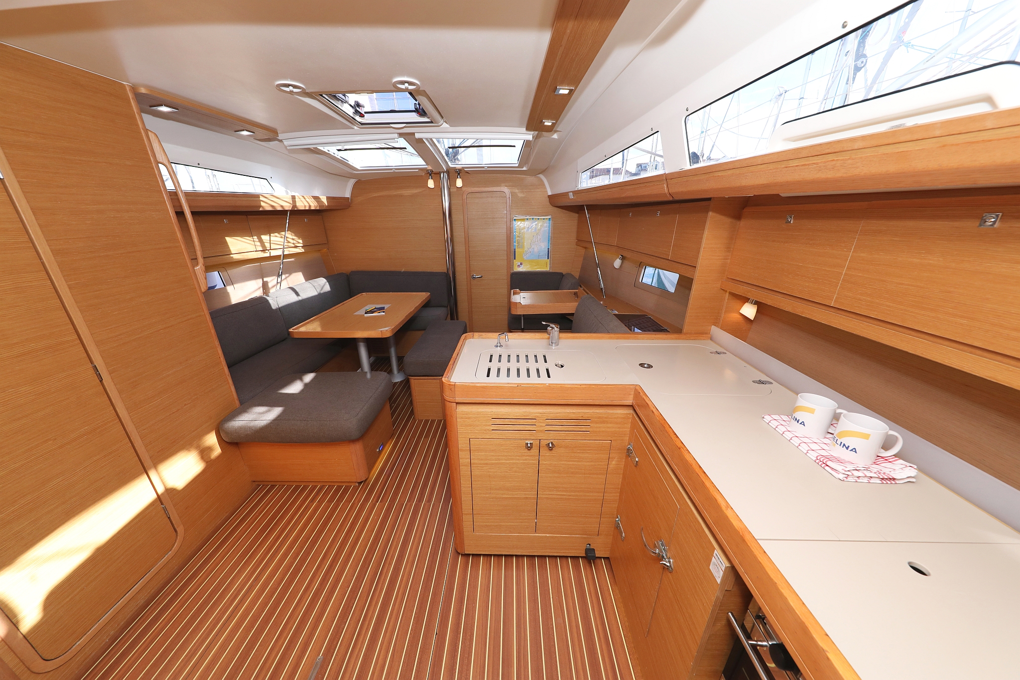 Dufour 412 GL — photo 13