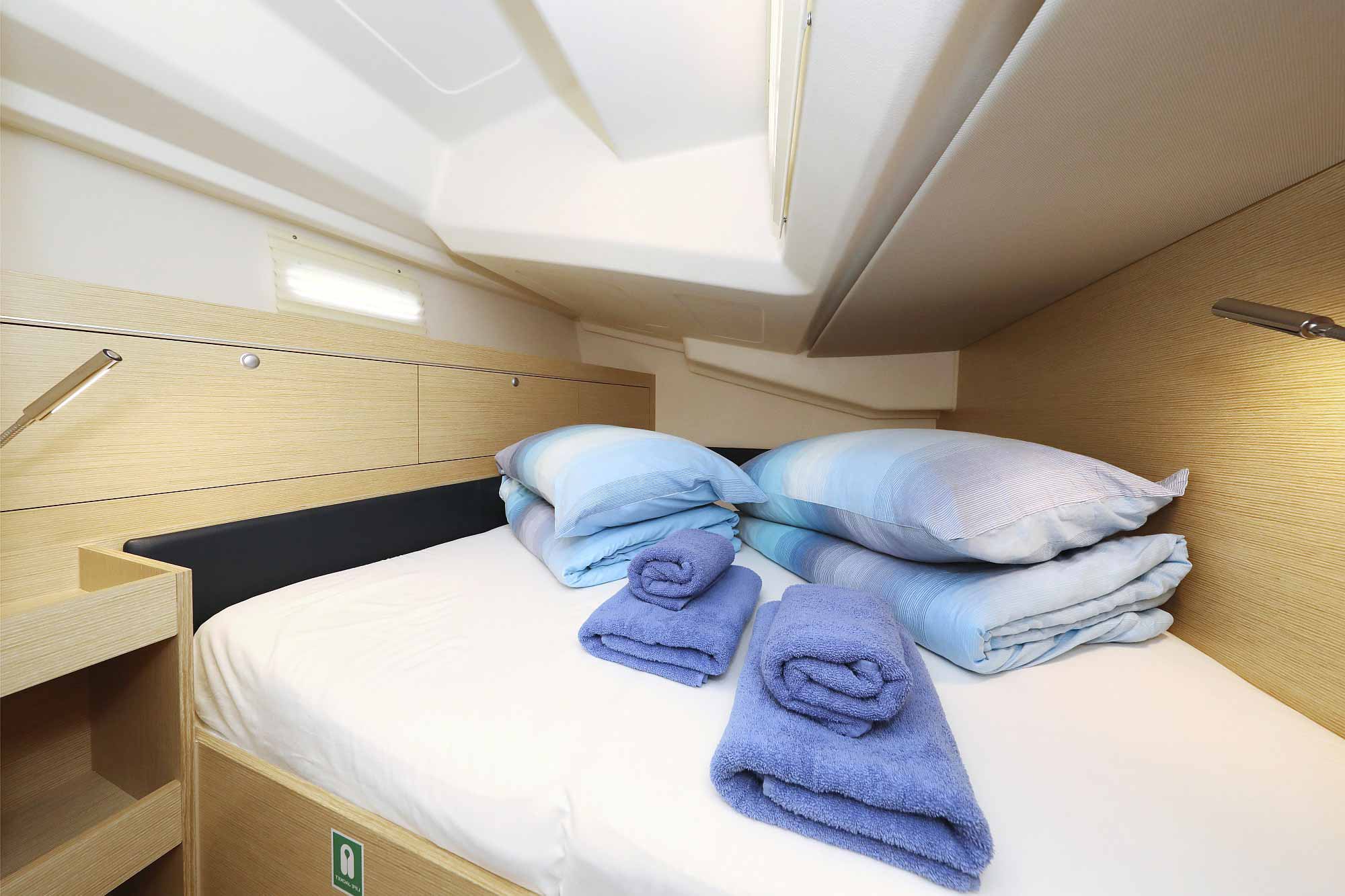 Hanse 505 - 4 + 1 cab. — photo 20