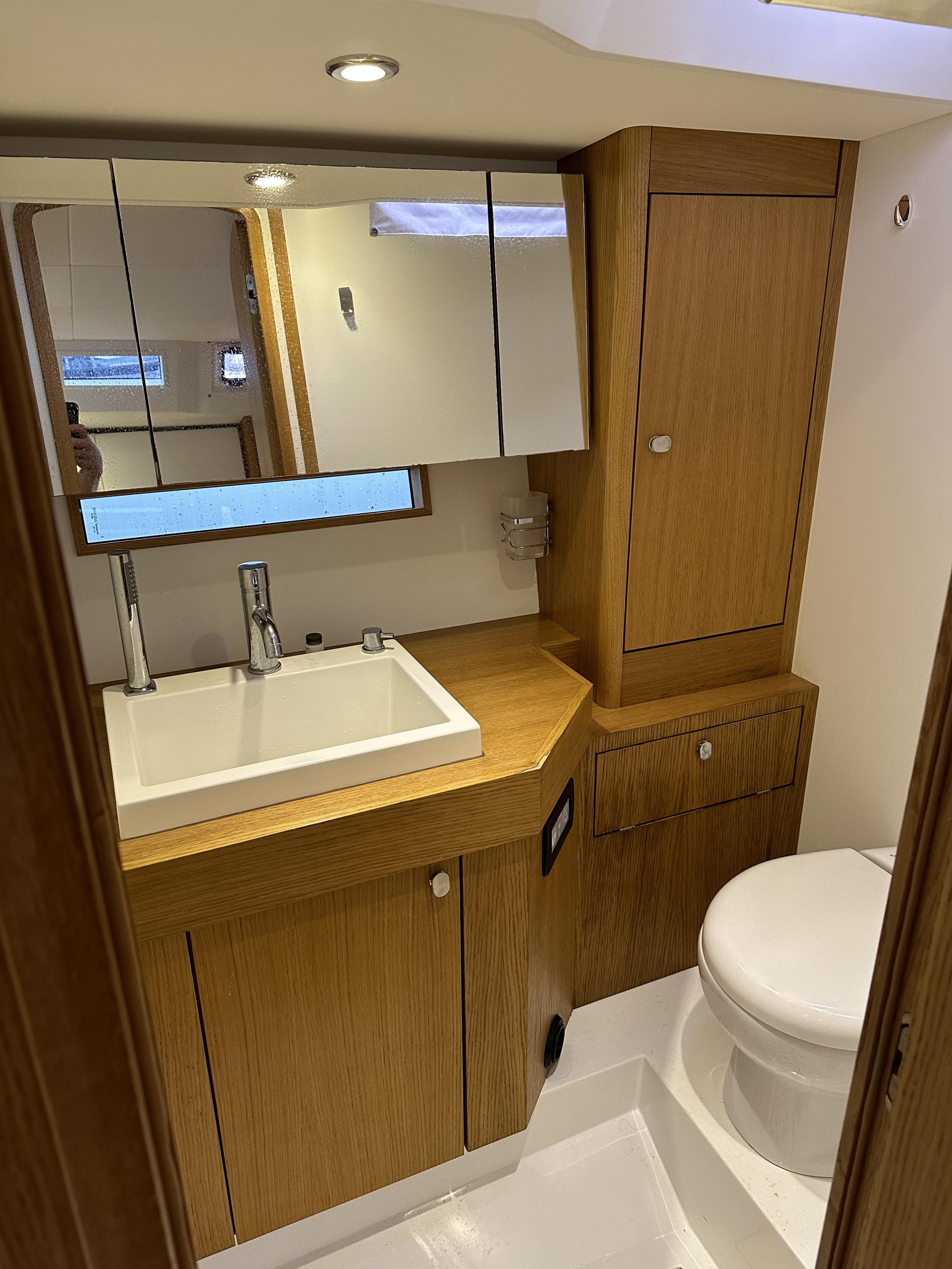 Solaris One 44 — photo 20