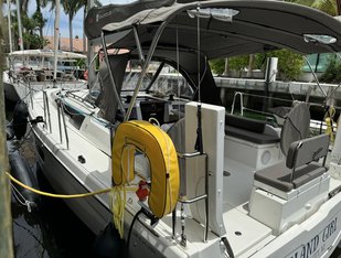 Dufour 37 - 3 cab. — photo 9