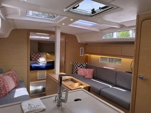 Dufour 37 - 3 cab. — photo 12