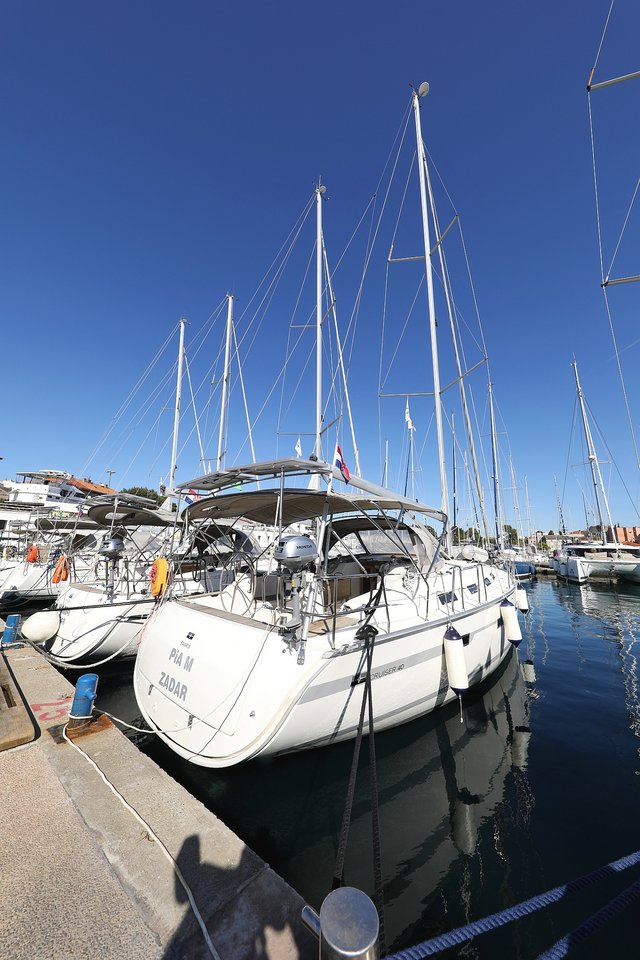 Bavaria Cruiser 40 — photo 4