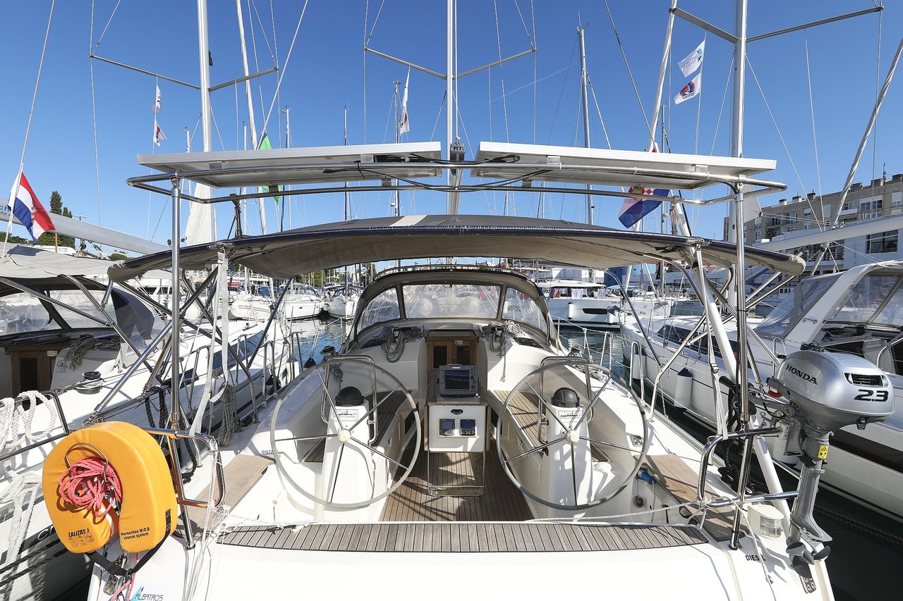 Bavaria Cruiser 40 — photo 5
