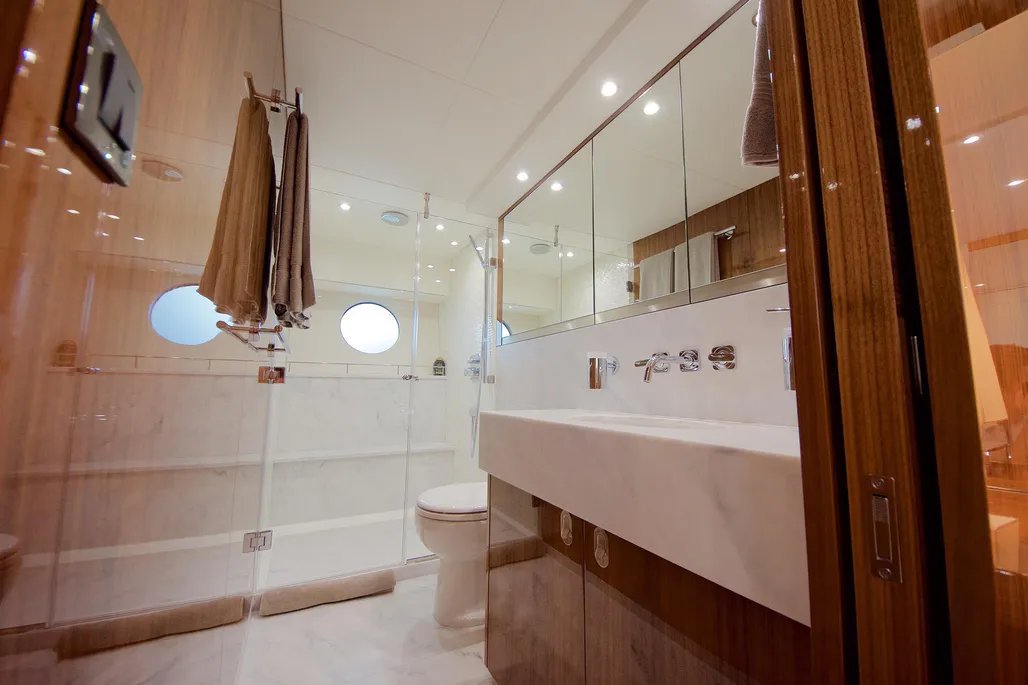 Sunseeker 75 — photo 18