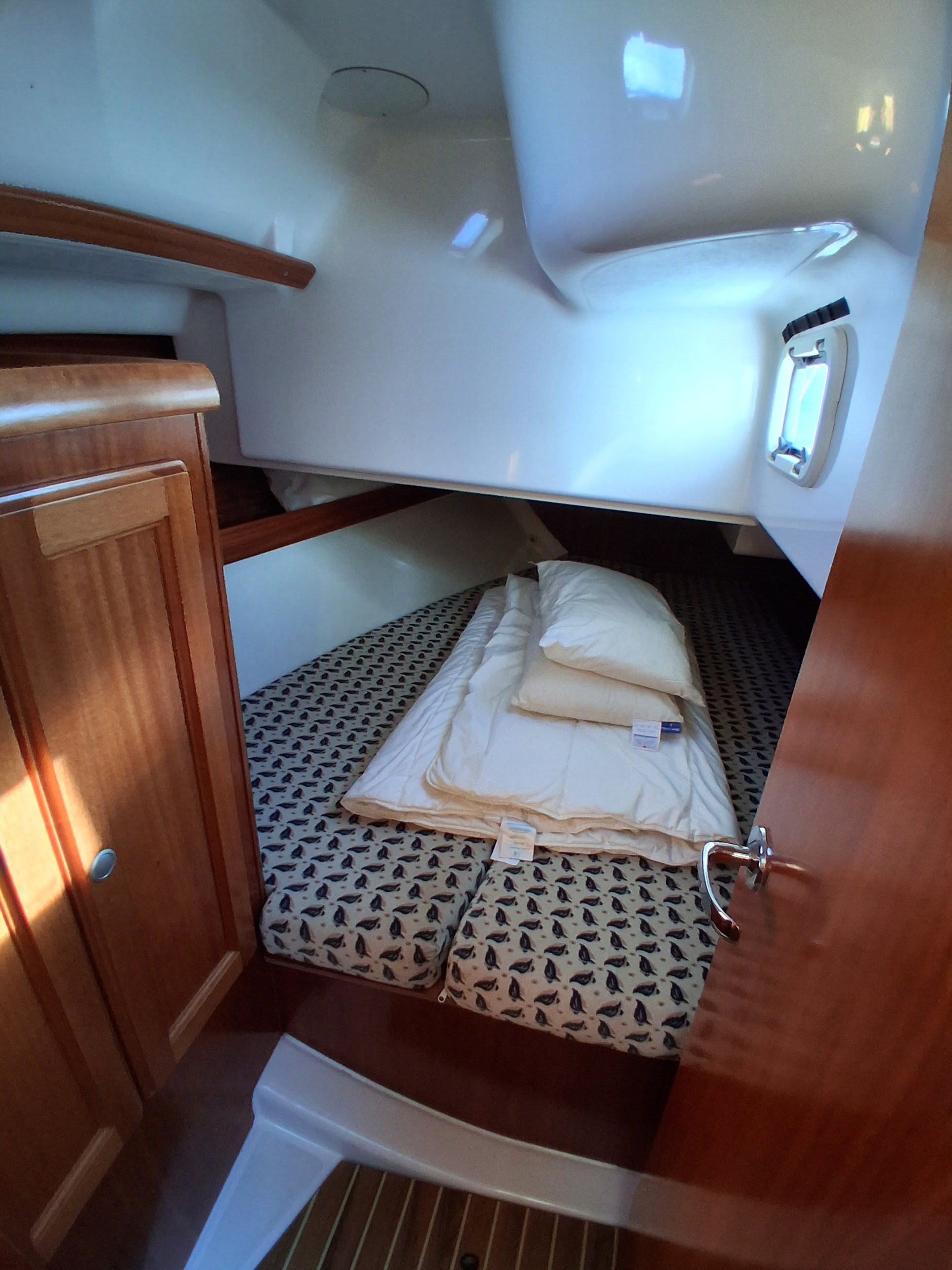 Dufour 36 Classic — photo 9