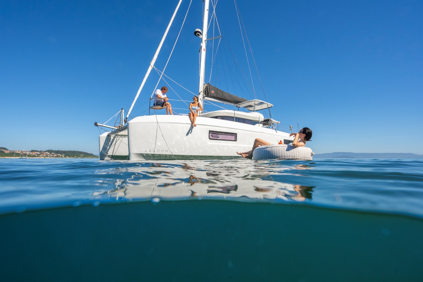 Lagoon 43 - 4 cab. — photo 11